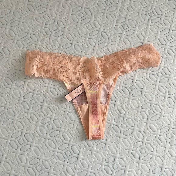 NWT Victoria’s Secret Thong - Picture 3 of 3